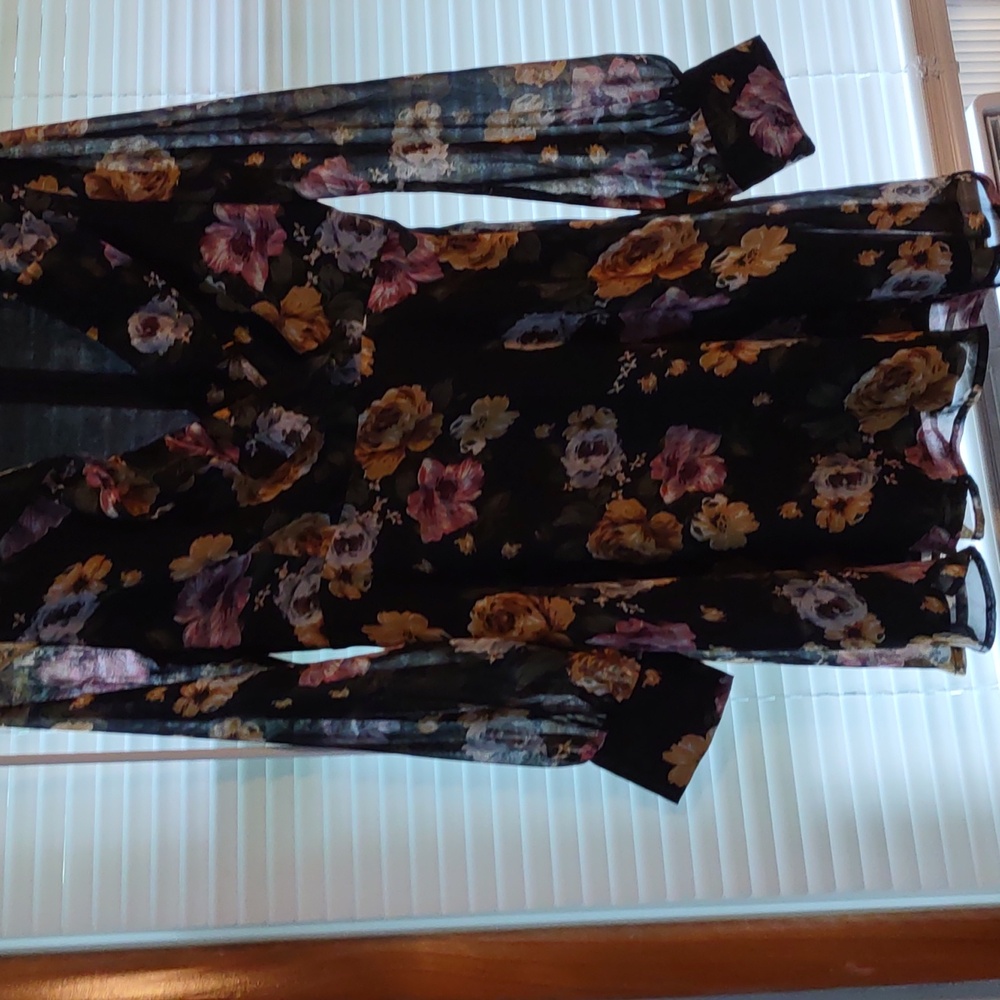 Lulu's Flowery Short Dress